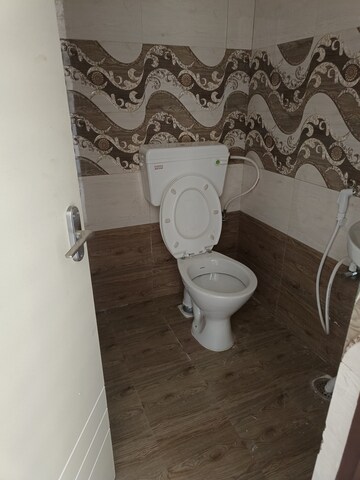 Bathroom in 2 BHK Apartment at Jp Nagar – for Rent