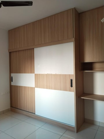 Room in 2 BHK Apartment at Prestige Finsbury Park Hyde, Bagaluru  – for Rent