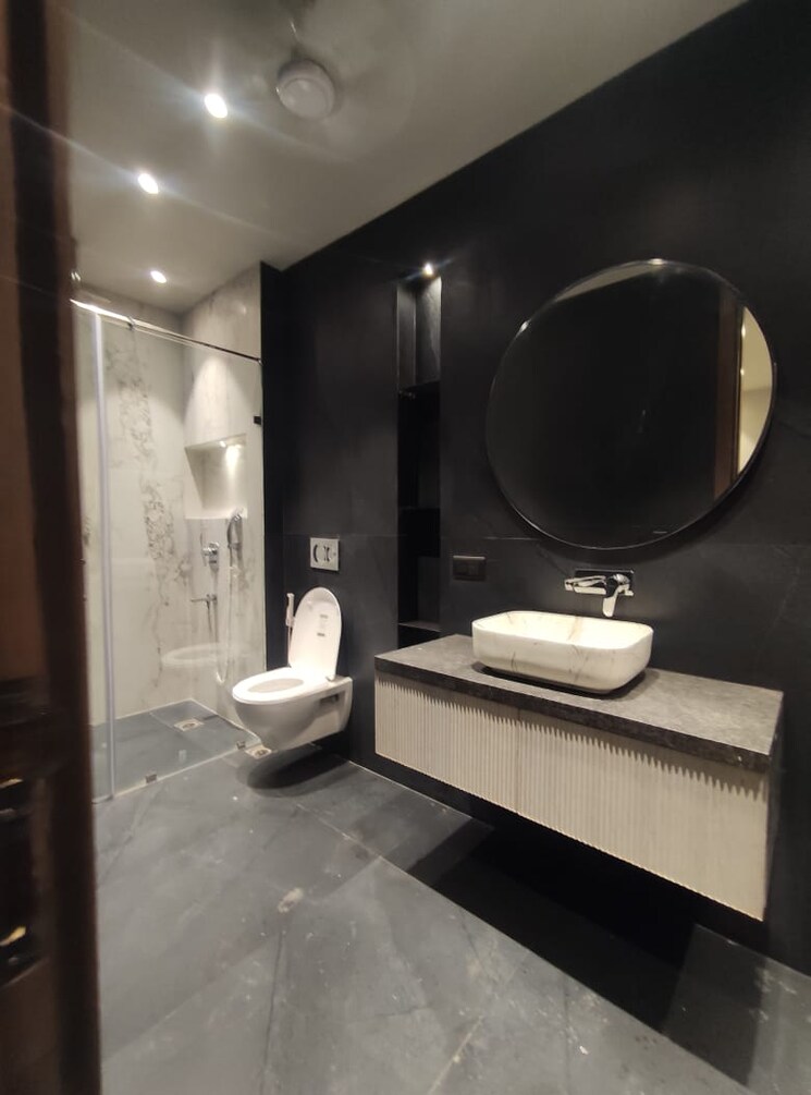 Bathroom, emaar-marbella 5 Bedroom 500 Sq.Yd. Villa In Sector 66 Gurgaon 8130367