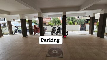 Parking in 4 BHK Independent House at Chandan Nagar – for Sale