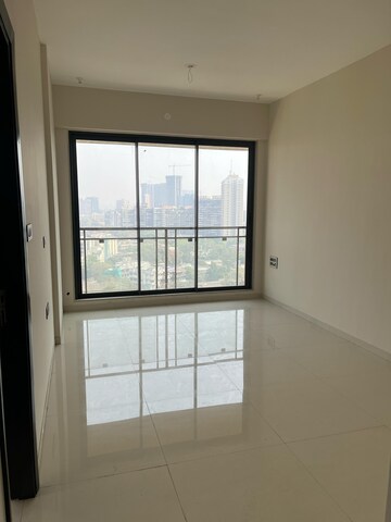 Room in 3 BHK Apartment at Aden Court, Matunga – for Sale