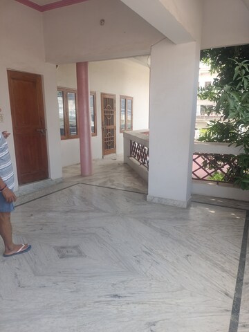 Room in 2 BHK Independent House at Sahar Plaza Indira Nagar, Indira Nagar – for Rent