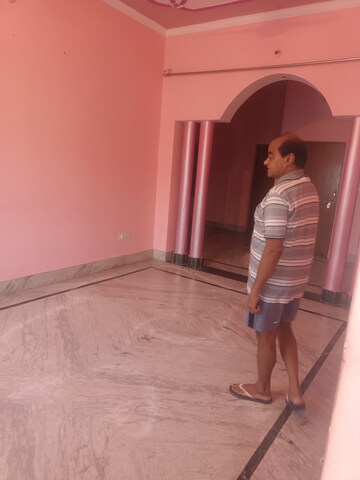 Room in 2 BHK Independent House at Sahar Plaza Indira Nagar, Indira Nagar – for Rent