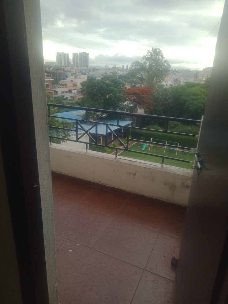 Balcony, tyagi-uttam-plaza 1 Bedroom 700 Sq.Ft. Apartment In Kharadi Pune 8130434