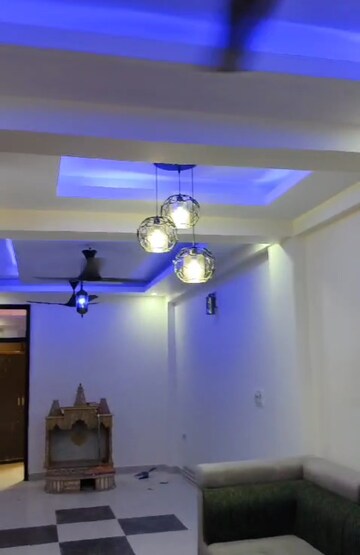 Furnished Amenities in 3 BHK Builder Floor at Sector 75 – for Sale