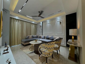 Living Room in 4 BHK Builder Floor at Unitech South City 1, South City 1 – for Sale