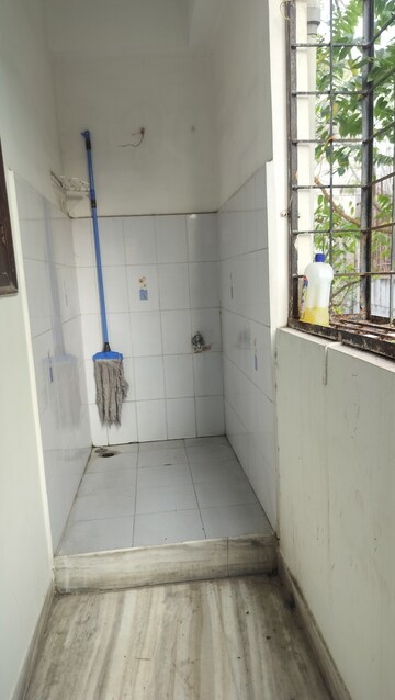 Bathroom in 3 BHK Builder Floor at Jubilee Hills – for Rent