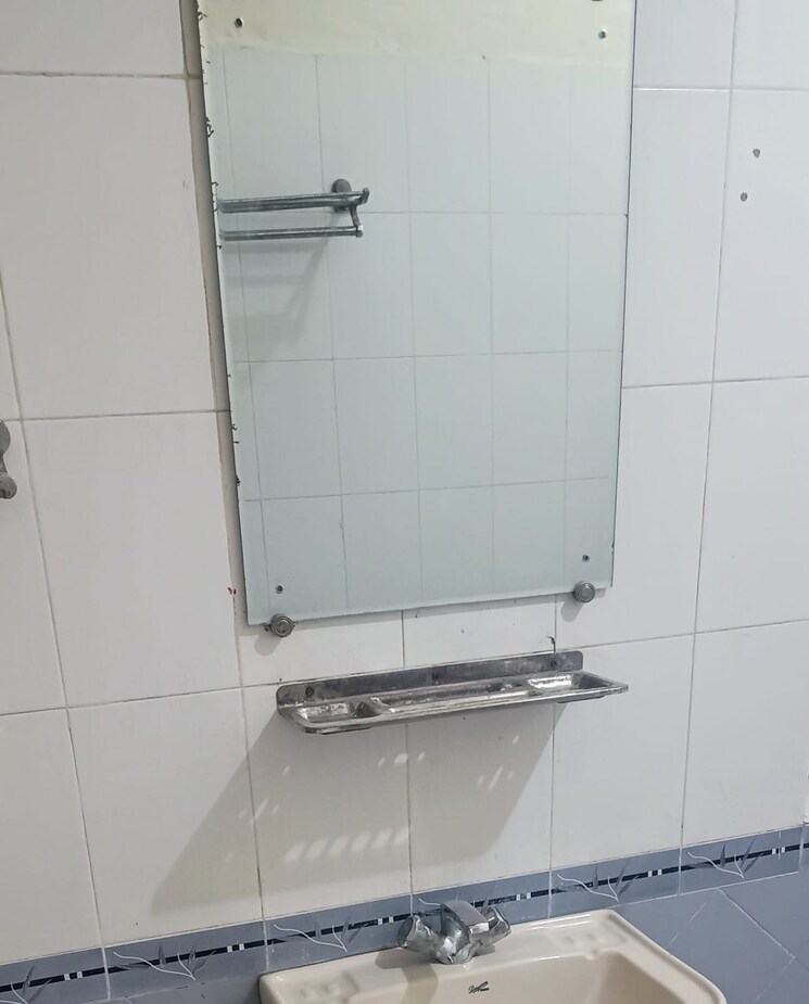 Master Bedroom, sector 14 6+ Bedroom 112 Sq.Mt. Independent House In Sector 14 Noida 8130511