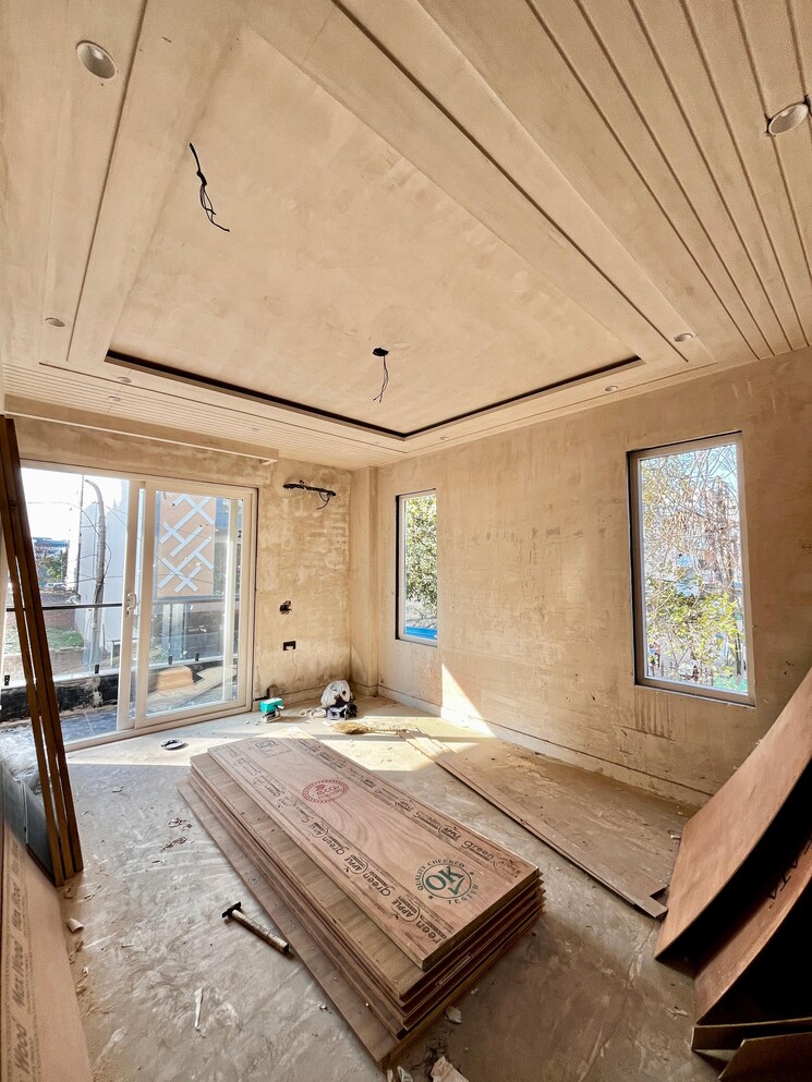 Bedroom, sushant-lok-3 3.5 Bedroom 232 Sq.Yd. Builder Floor In Sector 57 Gurgaon 8130551