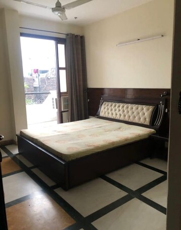 Bedroom in 2 BHK Apartment at Sector 26 – for Rent