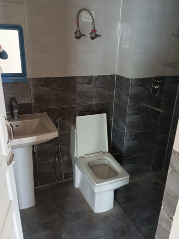 Bathroom in 3 BHK Apartment at Migsun Ultimo, Omicron Iii Greater Noida – for Sale