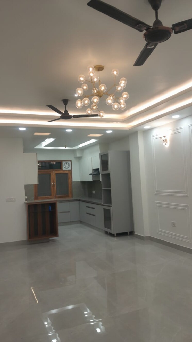 Kitchen, vipul-world-floors 3 Bedroom 1550 Sq.Ft. Builder Floor In Sector 48 Gurgaon 8130582