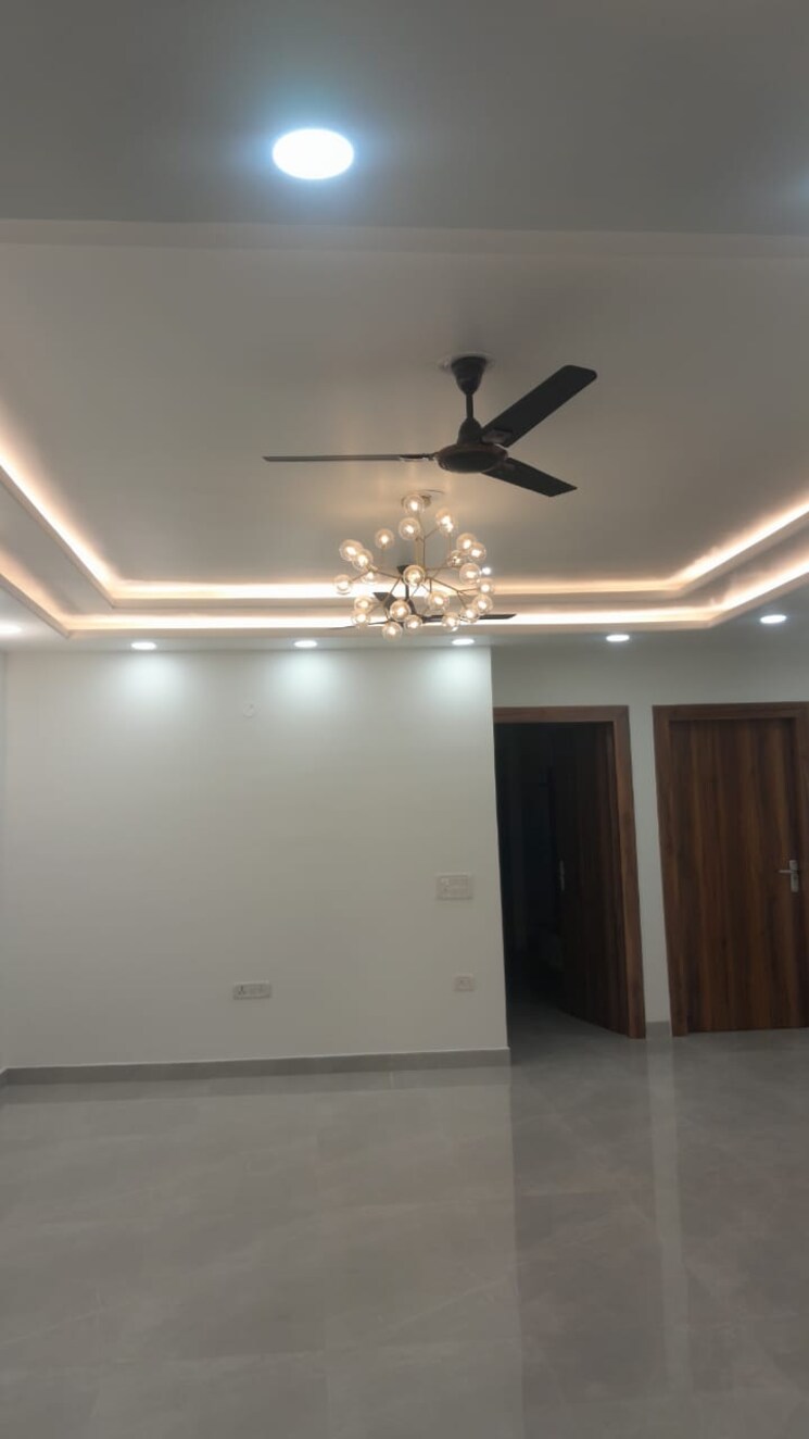 Room, vipul-world-floors 3 Bedroom 1550 Sq.Ft. Builder Floor In Sector 48 Gurgaon 8130582