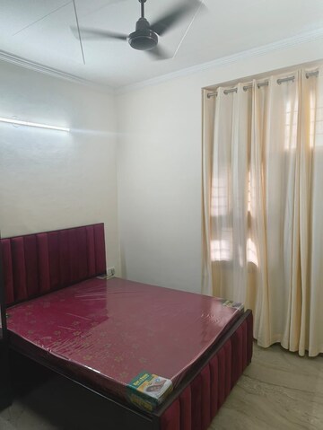 Bedroom in 2 BHK Apartment at Sector 46 – for Rent