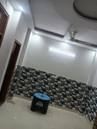 1 BHK Builder Floor For Rent in Dwarka Mor Delhi  8130629