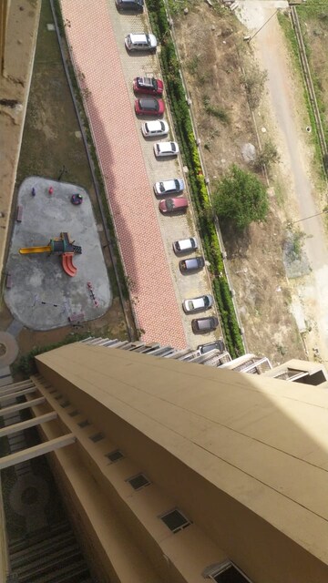 Furnished Amenities in 3 BHK Apartment at Migsun Ultimo, Omicron Iii Greater Noida – for Sale