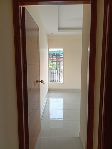 Room in 2 BHK Apartment at Rajpur Road – for Sale
