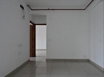 Room in 2 BHK Apartment at Mahagun Mywoods, Sector 16c Greater Noida – for Sale