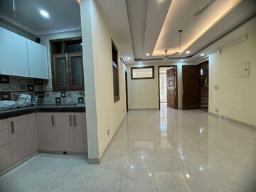 Living Room in 3 BHK Builder Floor at Palm Residency Chhatarpur, Chattarpur – for Rent