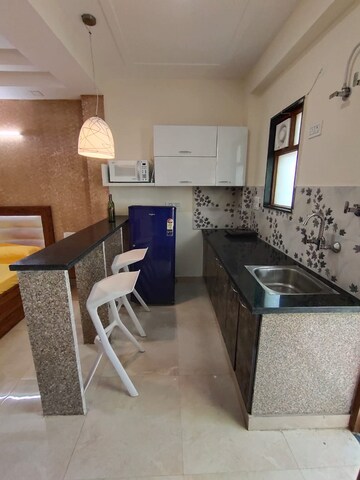 Team Area in 1 RK Builder Floor at Ansal Sushant Lok I, Sector 43 – for Rent