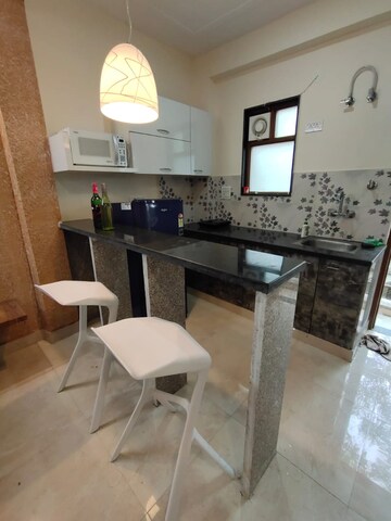 Team Area in 1 RK Builder Floor at Ansal Sushant Lok I, Sector 43 – for Rent