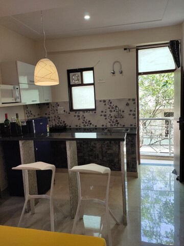 Team Area in 1 RK Builder Floor at Ansal Sushant Lok I, Sector 43 – for Rent