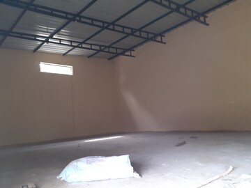 Room in  Warehouse at Sector 37c – for Rent