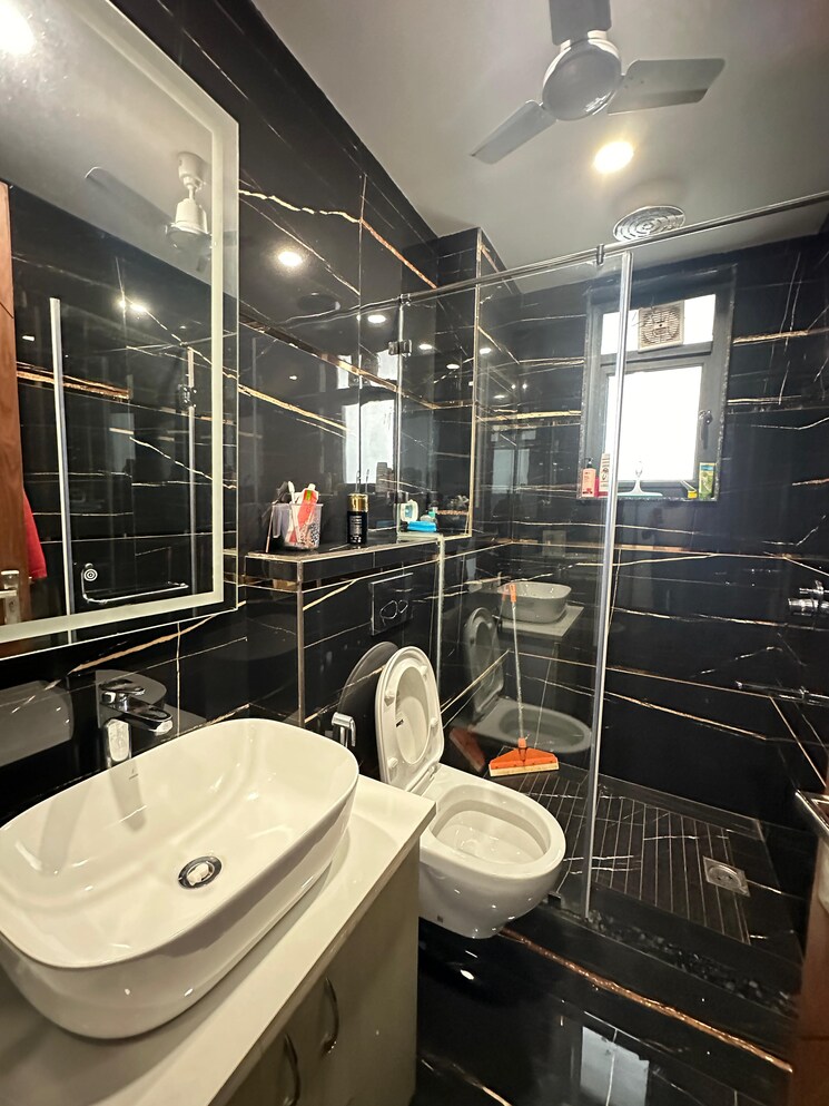 Gym, ss-mayfield-gardens 3.5 Bedroom 263 Sq.Yd. Builder Floor In Sector 51 Gurgaon 8130776