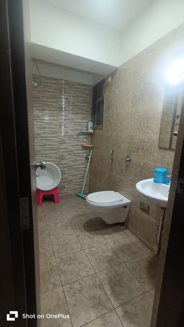 Bathroom in 2.5 BHK Apartment at Amanora Future Towers, Hadapsar – for Rent