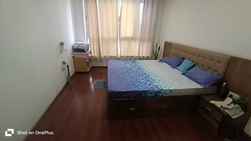 Bedroom in 2.5 BHK Apartment at Amanora Future Towers, Hadapsar – for Rent