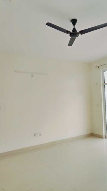 Room in 3 BHK Apartment at Ansal API Celebrity Gardens, Sushant Golf City – for Rent