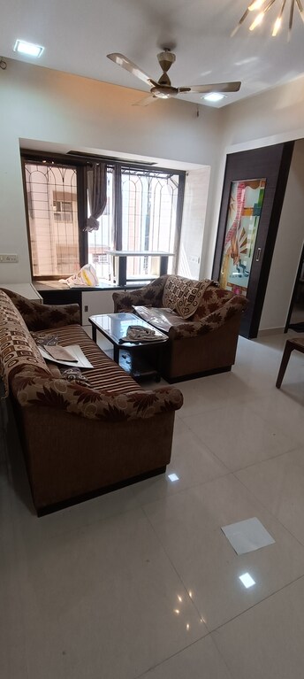 2 BHK Apartment For Rent in Alica Nagar CHS Kandivali East Mumbai  8130823