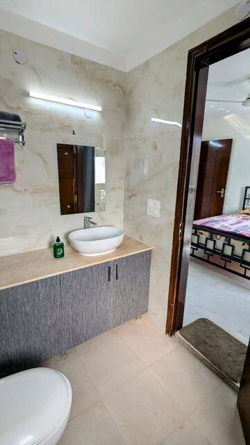 Bedroom in 3 BHK Apartment at Sector 42 – for Rent
