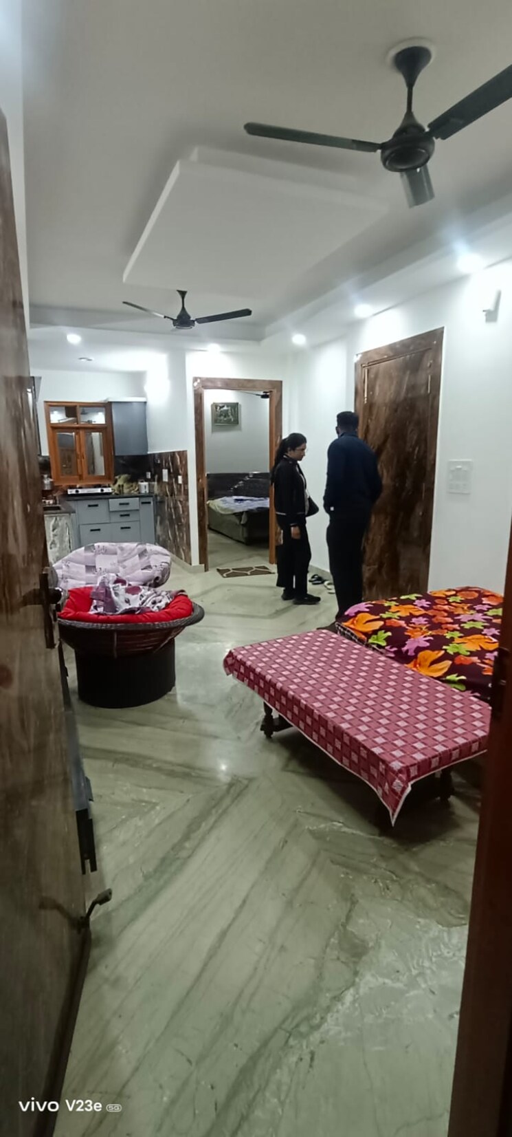 Bedroom, nirman vihar 3 Bedroom 1300 Sq.Ft. Builder Floor In Nirman Vihar Delhi 8130936