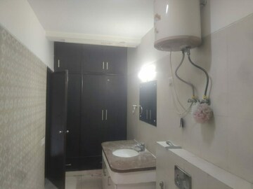 Bathroom in 2.5 BHK Apartment at Spaze Privy, Sector 72 – for Rent