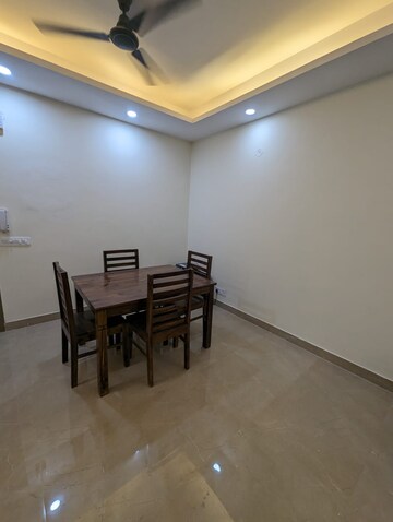 Living Room in 2 BHK Apartment at Sector 46 – for Rent