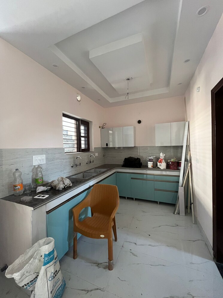 Kitchen, ludhiana chandigarh hwy 3 Bedroom 100 Sq.Yd. Independent House In LudhianA Chandigarh Hwy Mohali 8131175