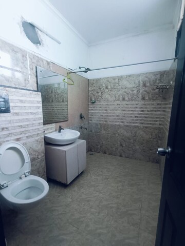 Bathroom in 3 BHK Builder Floor at Sector 36 – for Rent