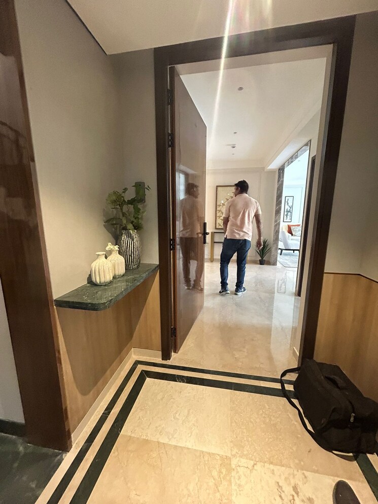 Bathroom, dlf-the-skycourt 3 Bedroom 1931 Sq.Ft. Apartment In Sector 86 Gurgaon 8131335