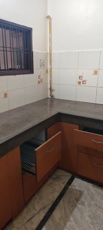 Kitchen in 2 BHK Independent House at Gomti Nagar – for Rent