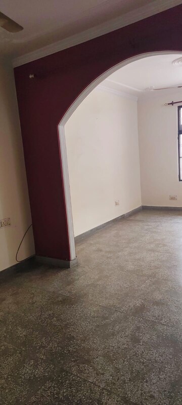 Room in 2 BHK Independent House at Gomti Nagar – for Rent