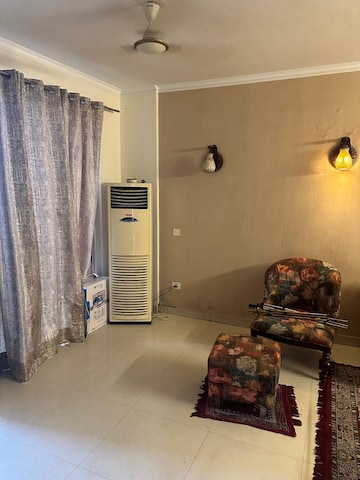 Living Room in 4 BHK Apartment at Vip Road – for Rent