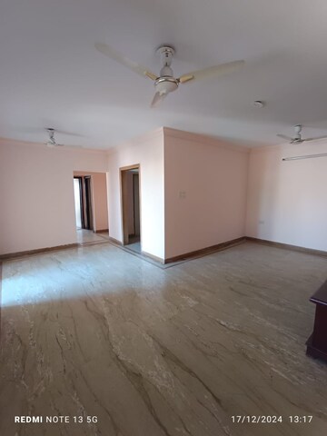 Room in 2.5 BHK Apartment at Oxford Village Condominium, Wanowrie – for Sale