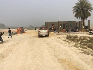  Plot – Exterior View View at Clark Town - for Sale
