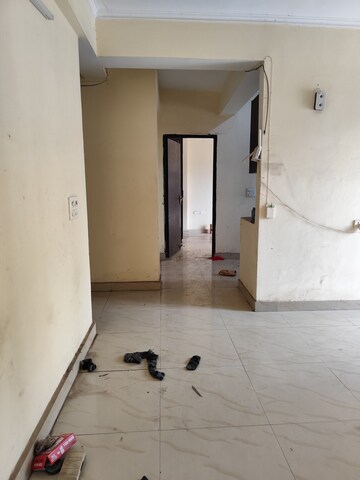 Room in 2 BHK Apartment at Futec Gateway, Sector 75 – for Rent