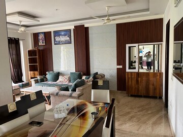 Living Room in 1 BHK Apartment at Mansarovar Park – for Rent