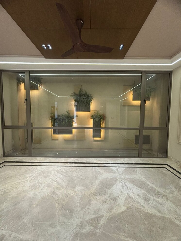 Other, patparganj 3 Bedroom 1400 Sq.Ft. Apartment In Patparganj Delhi 8131653