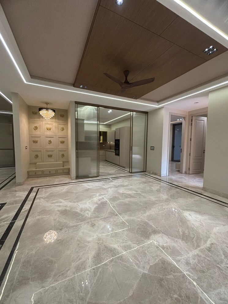 undefined, patparganj 3 Bedroom 1400 Sq.Ft. Apartment In Patparganj Delhi 8131653