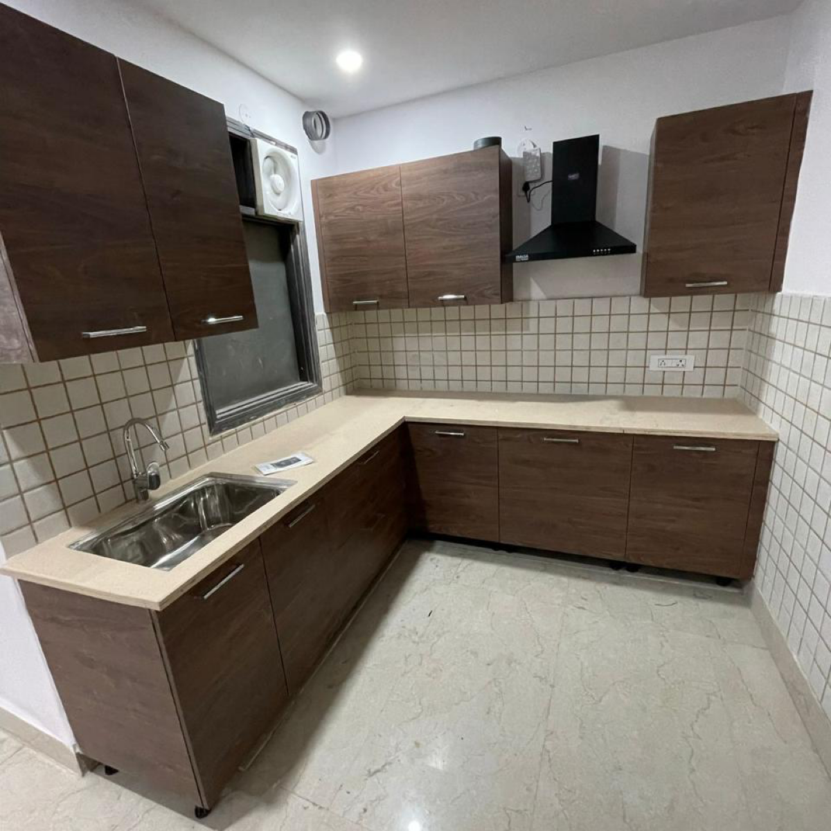 3 BHK Builder Floor For Sale in Chattarpur