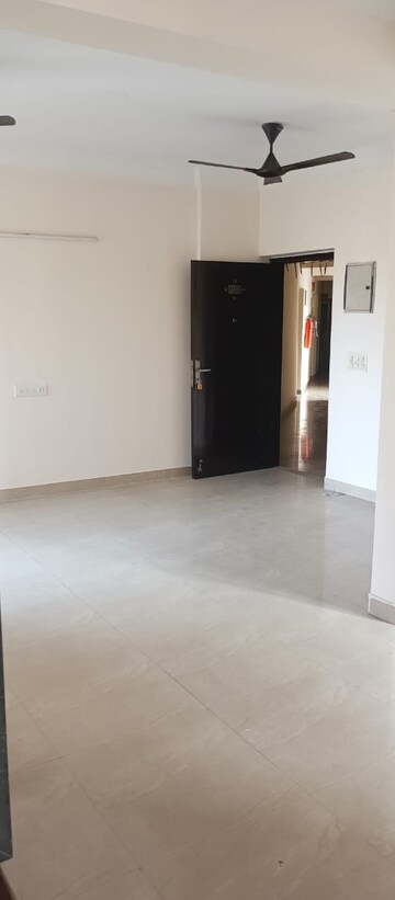 Room in 2 BHK Apartment at Nimbus The Hyde park, Sector 78 – for Rent